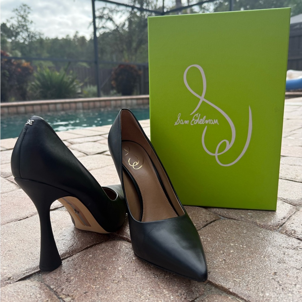 Sam Edelman Black Pointed Toe Heels